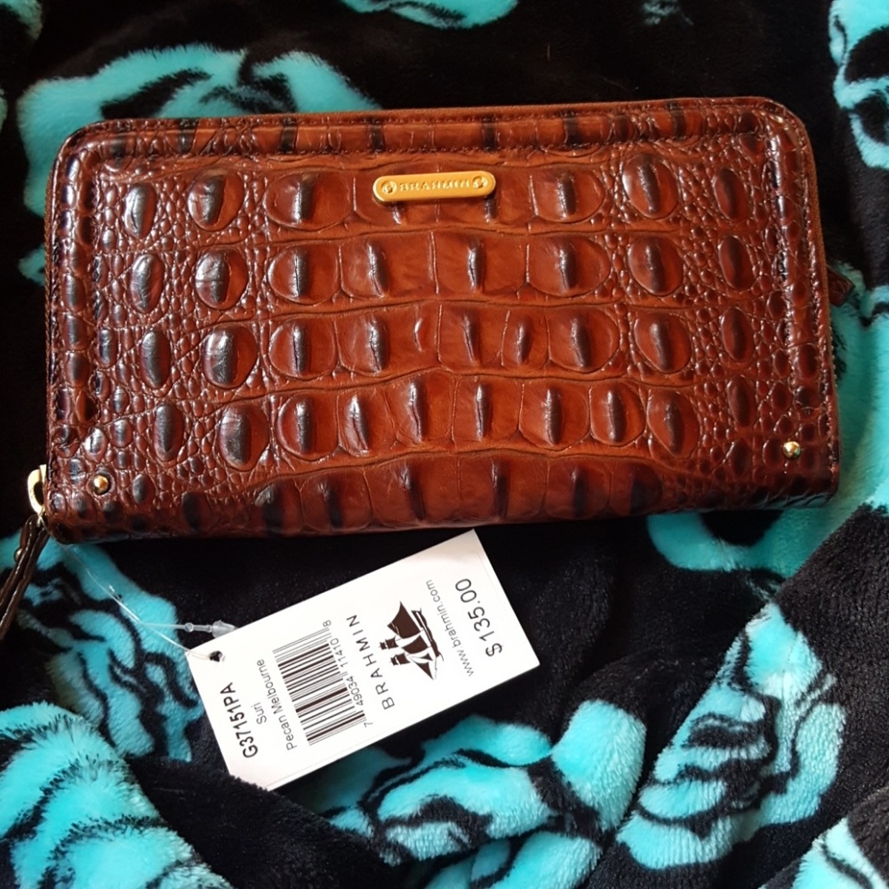 Brahmin wallet